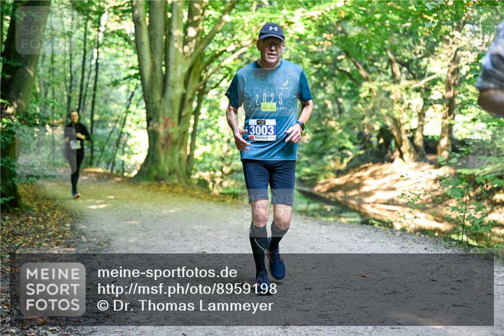 28.09.2025 - 33. Volkslauf durch das schöne Alstertal Dr. Thomas Lammeyer http://msf.ph/oto/8959198 28.09.2025 10:53:34 Laufen 2025, 13003 meine-sportfotos.de