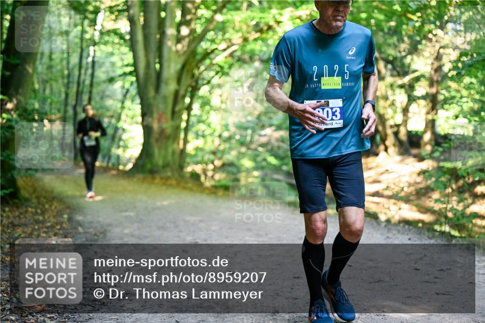 28.09.2025 - 33. Volkslauf durch das schöne Alstertal Dr. Thomas Lammeyer http://msf.ph/oto/8959207 28.09.2025 10:53:35 Laufen 2025, 19, 03 meine-sportfotos.de