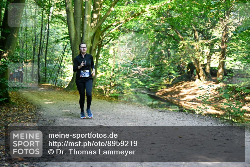 28.09.2025 - 33. Volkslauf durch das schöne Alstertal Dr. Thomas Lammeyer http://msf.ph/oto/8959219 28.09.2025 10:53:38 Laufen 3204 meine-sportfotos.de