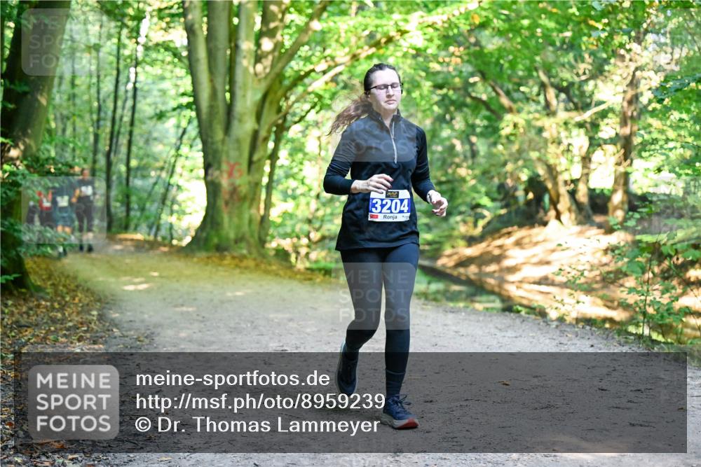 28.09.2025 - 33. Volkslauf durch das schöne Alstertal Dr. Thomas Lammeyer http://msf.ph/oto/8959239 28.09.2025 10:53:39 Laufen 3204 meine-sportfotos.de