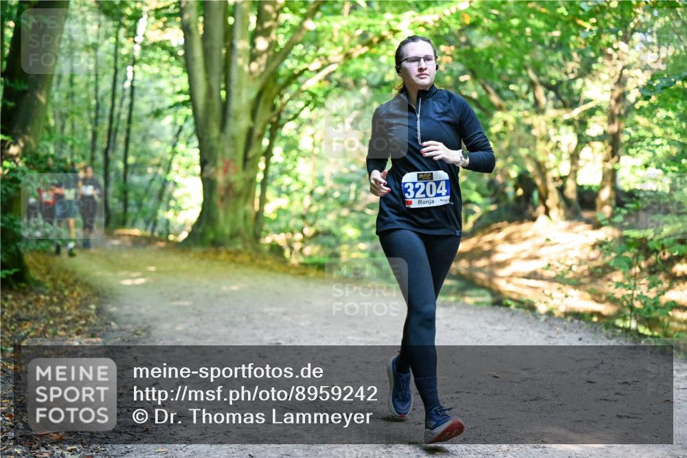 28.09.2025 - 33. Volkslauf durch das schöne Alstertal Dr. Thomas Lammeyer http://msf.ph/oto/8959242 28.09.2025 10:53:39 Laufen 3204 meine-sportfotos.de