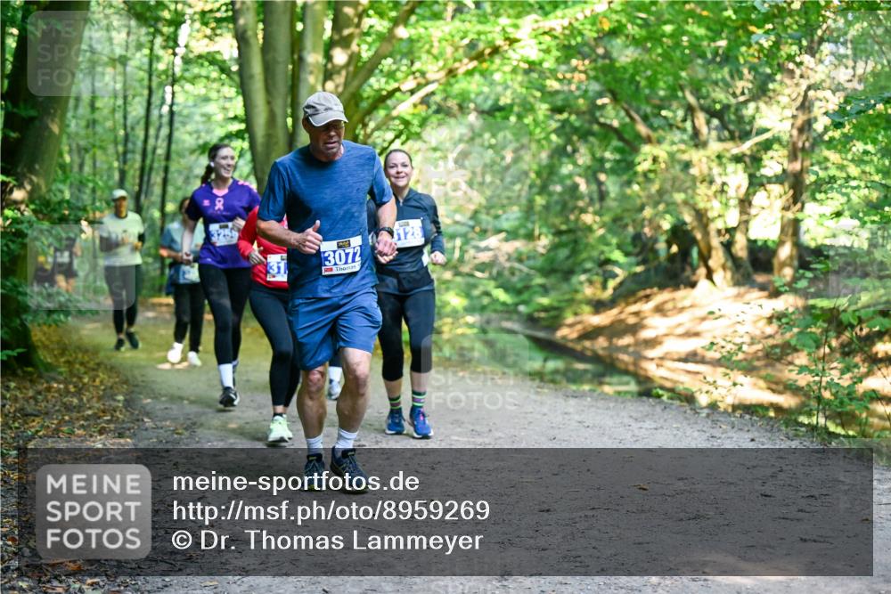28.09.2025 - 33. Volkslauf durch das schöne Alstertal Dr. Thomas Lammeyer http://msf.ph/oto/8959269 28.09.2025 10:53:46 Laufen 13072, 1128 meine-sportfotos.de