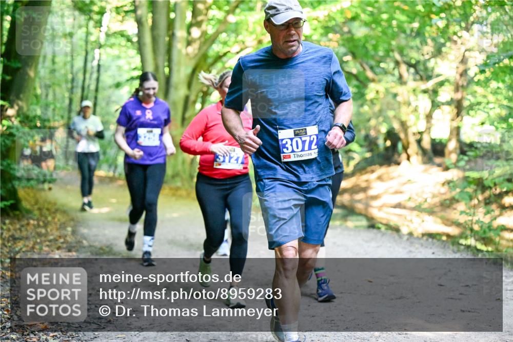 28.09.2025 - 33. Volkslauf durch das schöne Alstertal Dr. Thomas Lammeyer http://msf.ph/oto/8959283 28.09.2025 10:53:48 Laufen 3072 meine-sportfotos.de