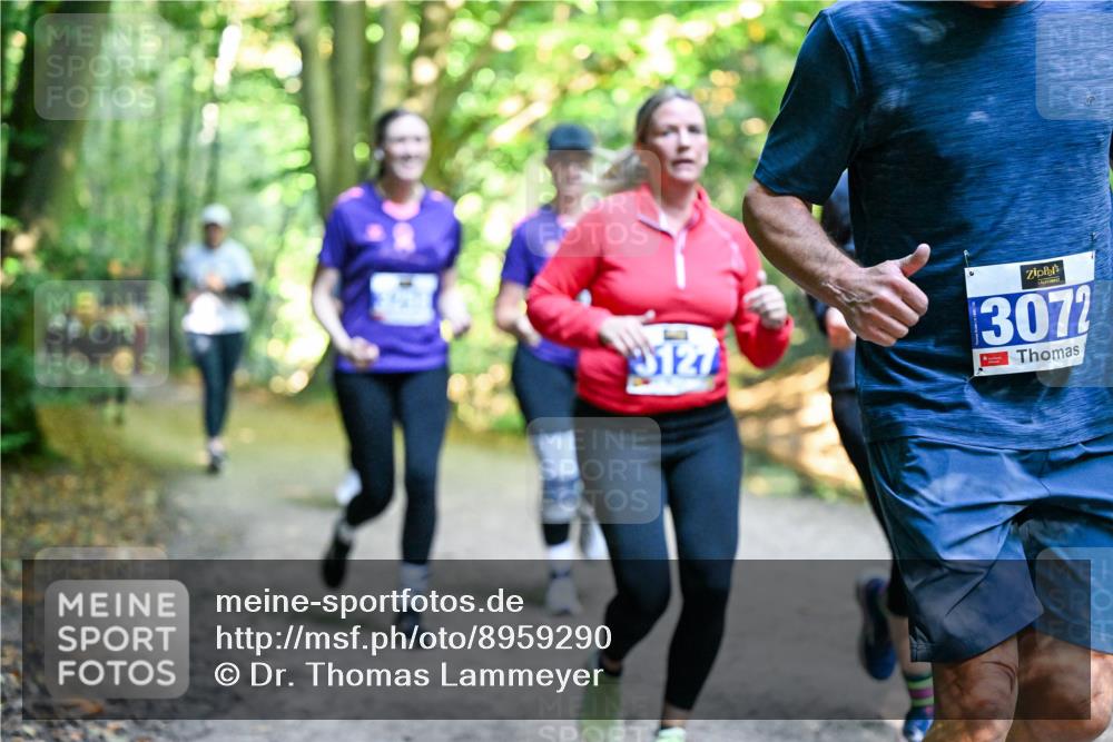 28.09.2025 - 33. Volkslauf durch das schöne Alstertal Dr. Thomas Lammeyer http://msf.ph/oto/8959290 28.09.2025 10:53:49 Laufen 127, 13072 meine-sportfotos.de