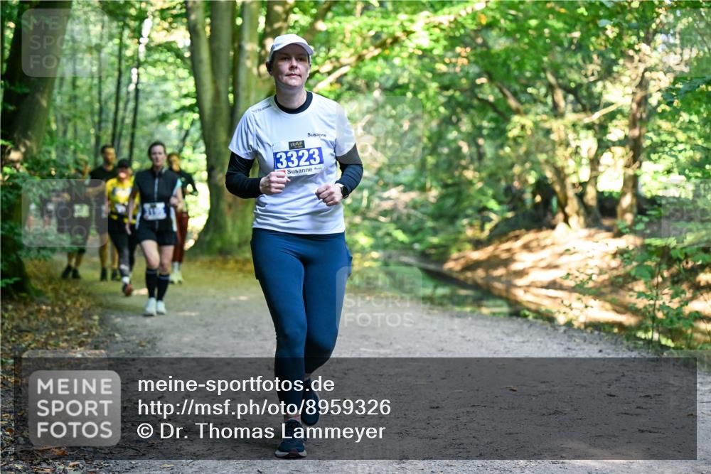28.09.2025 - 33. Volkslauf durch das schöne Alstertal Dr. Thomas Lammeyer http://msf.ph/oto/8959326 28.09.2025 10:53:53 Laufen 3323 meine-sportfotos.de