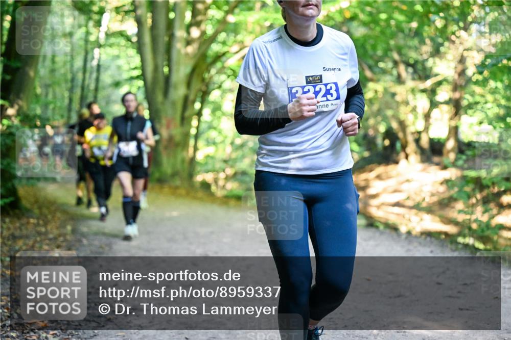 28.09.2025 - 33. Volkslauf durch das schöne Alstertal Dr. Thomas Lammeyer http://msf.ph/oto/8959337 28.09.2025 10:53:53 Laufen 2323 meine-sportfotos.de
