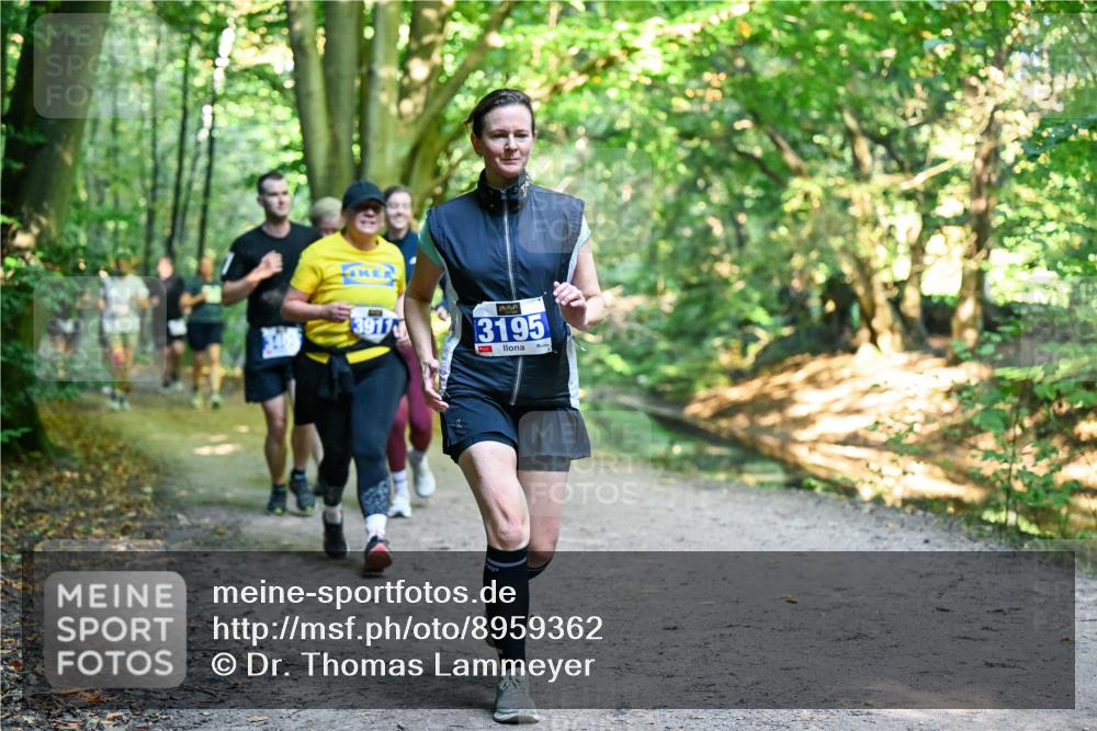 28.09.2025 - 33. Volkslauf durch das schöne Alstertal Dr. Thomas Lammeyer http://msf.ph/oto/8959362 28.09.2025 10:53:56 Laufen 3917, 3195 meine-sportfotos.de