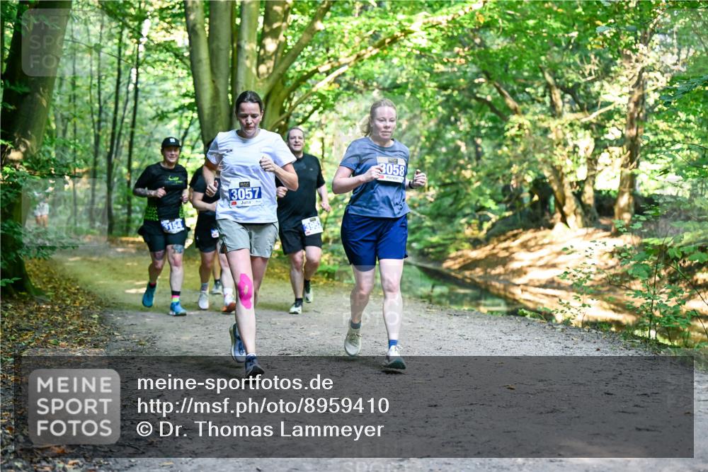 28.09.2025 - 33. Volkslauf durch das schöne Alstertal Dr. Thomas Lammeyer http://msf.ph/oto/8959410 28.09.2025 10:54:02 Laufen 154, 3057, 3952, 3058 meine-sportfotos.de