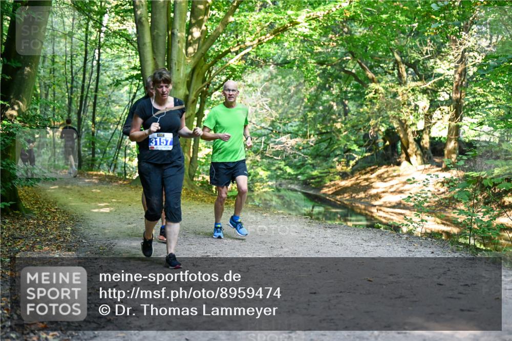 28.09.2025 - 33. Volkslauf durch das schöne Alstertal Dr. Thomas Lammeyer http://msf.ph/oto/8959474 28.09.2025 10:54:21 Laufen 3157 meine-sportfotos.de