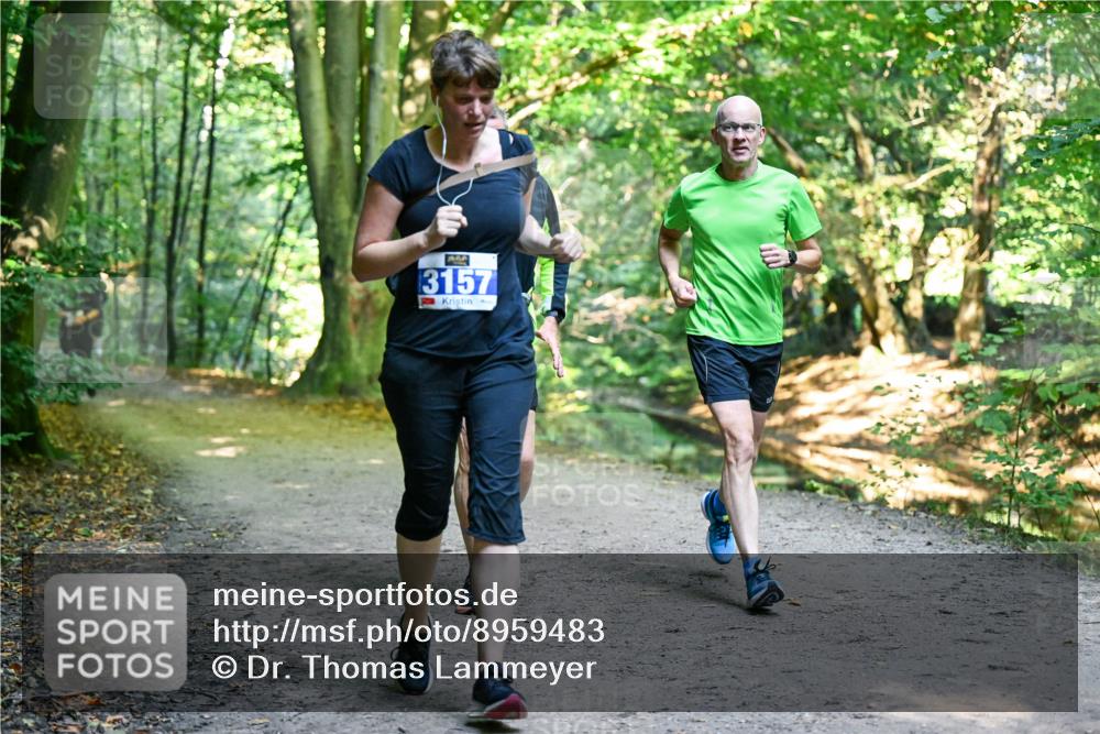 28.09.2025 - 33. Volkslauf durch das schöne Alstertal Dr. Thomas Lammeyer http://msf.ph/oto/8959483 28.09.2025 10:54:23 Laufen 3157 meine-sportfotos.de