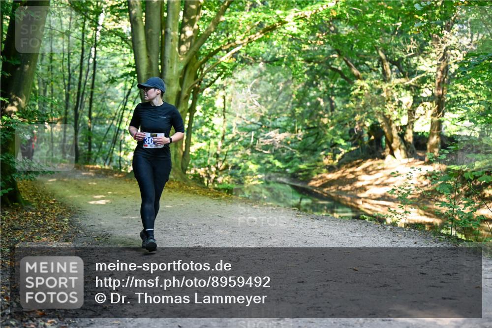 28.09.2025 - 33. Volkslauf durch das schöne Alstertal Dr. Thomas Lammeyer http://msf.ph/oto/8959492 28.09.2025 10:54:30 Laufen 30 meine-sportfotos.de