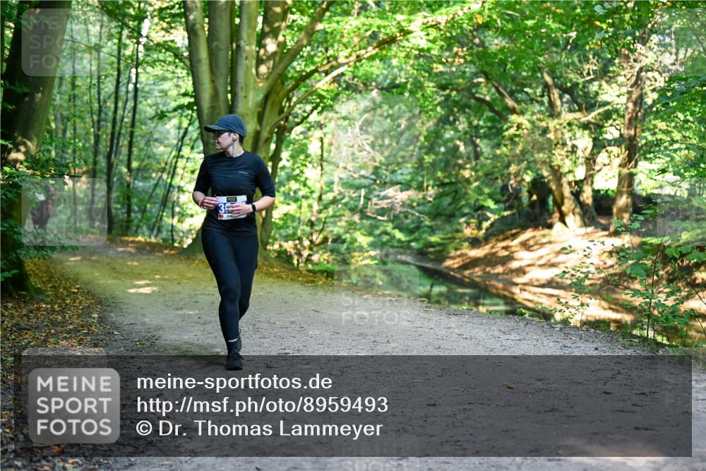 28.09.2025 - 33. Volkslauf durch das schöne Alstertal Dr. Thomas Lammeyer http://msf.ph/oto/8959493 28.09.2025 10:54:30 Laufen  meine-sportfotos.de