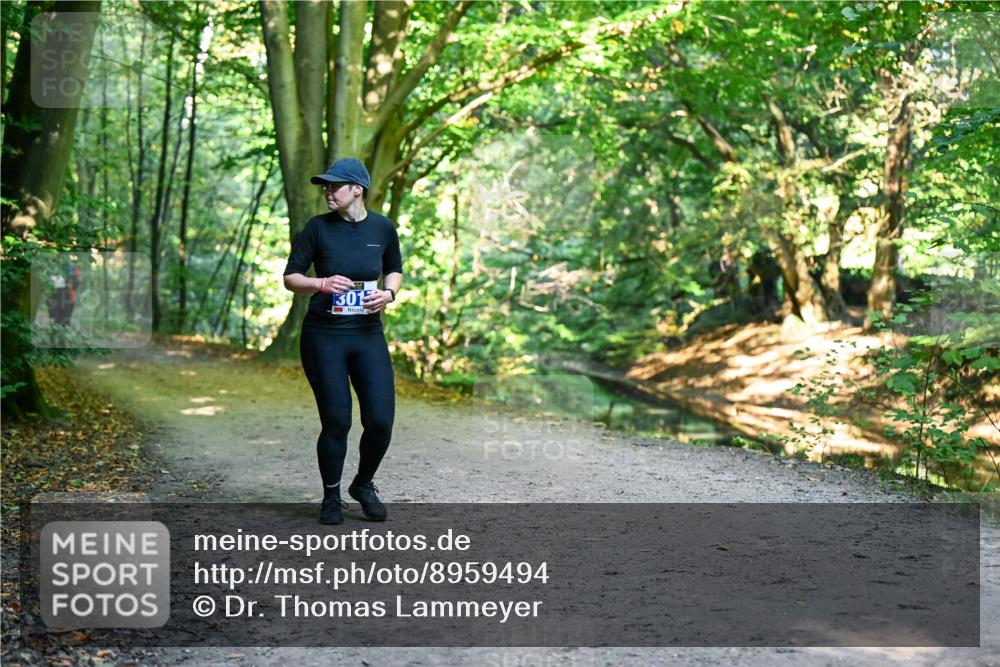 28.09.2025 - 33. Volkslauf durch das schöne Alstertal Dr. Thomas Lammeyer http://msf.ph/oto/8959494 28.09.2025 10:54:30 Laufen 301 meine-sportfotos.de