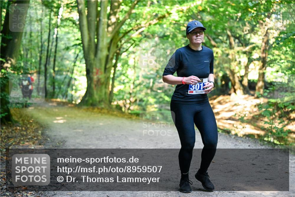 28.09.2025 - 33. Volkslauf durch das schöne Alstertal Dr. Thomas Lammeyer http://msf.ph/oto/8959507 28.09.2025 10:54:31 Laufen 301 meine-sportfotos.de