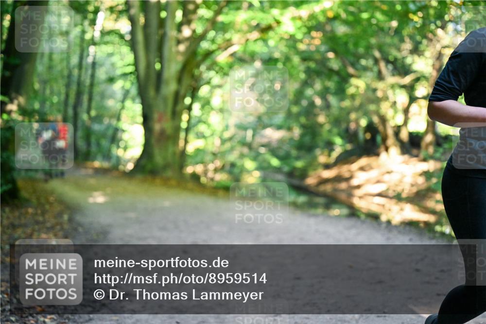 28.09.2025 - 33. Volkslauf durch das schöne Alstertal Dr. Thomas Lammeyer http://msf.ph/oto/8959514 28.09.2025 10:54:32 Laufen  meine-sportfotos.de