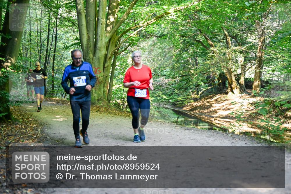 28.09.2025 - 33. Volkslauf durch das schöne Alstertal Dr. Thomas Lammeyer http://msf.ph/oto/8959524 28.09.2025 10:54:39 Laufen 3281 meine-sportfotos.de