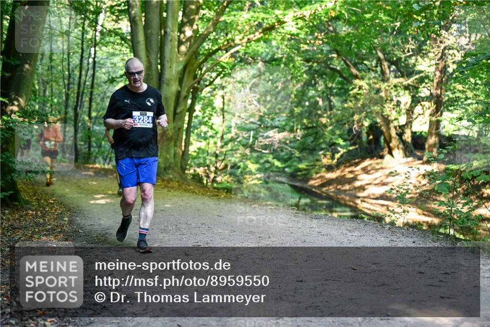 28.09.2025 - 33. Volkslauf durch das schöne Alstertal Dr. Thomas Lammeyer http://msf.ph/oto/8959550 28.09.2025 10:54:44 Laufen 3284 meine-sportfotos.de