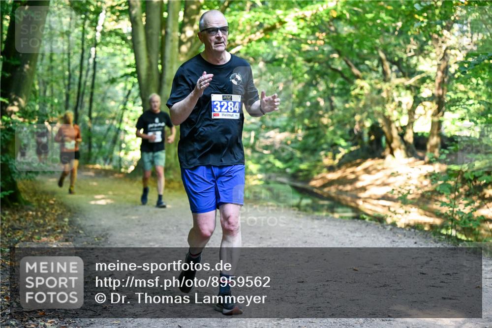 28.09.2025 - 33. Volkslauf durch das schöne Alstertal Dr. Thomas Lammeyer http://msf.ph/oto/8959562 28.09.2025 10:54:45 Laufen 3284 meine-sportfotos.de