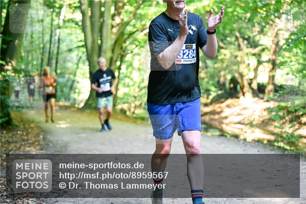 28.09.2025 - 33. Volkslauf durch das schöne Alstertal Dr. Thomas Lammeyer http://msf.ph/oto/8959567 28.09.2025 10:54:46 Laufen 3284 meine-sportfotos.de