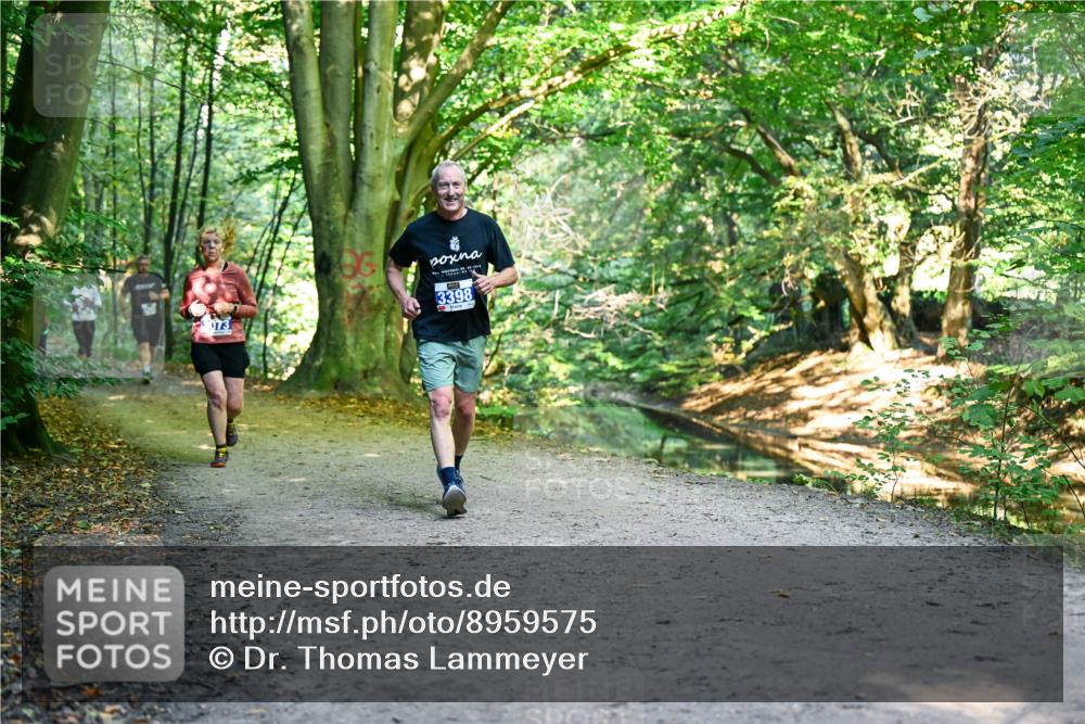 28.09.2025 - 33. Volkslauf durch das schöne Alstertal Dr. Thomas Lammeyer http://msf.ph/oto/8959575 28.09.2025 10:54:47 Laufen 073, 3398 meine-sportfotos.de