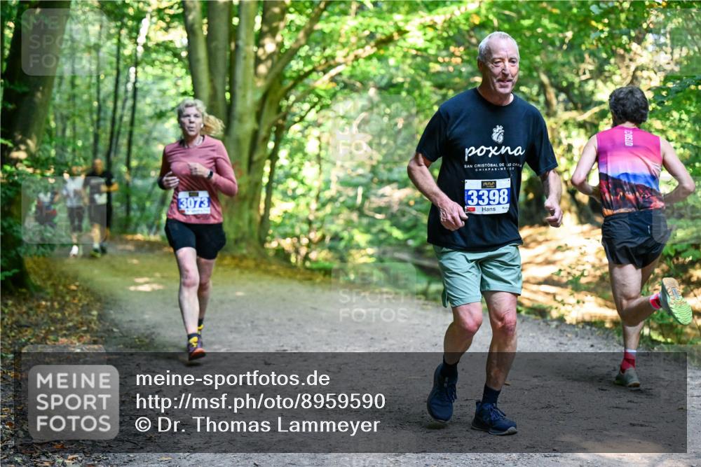 28.09.2025 - 33. Volkslauf durch das schöne Alstertal Dr. Thomas Lammeyer http://msf.ph/oto/8959590 28.09.2025 10:54:49 Laufen 3073, 3398, 1 meine-sportfotos.de