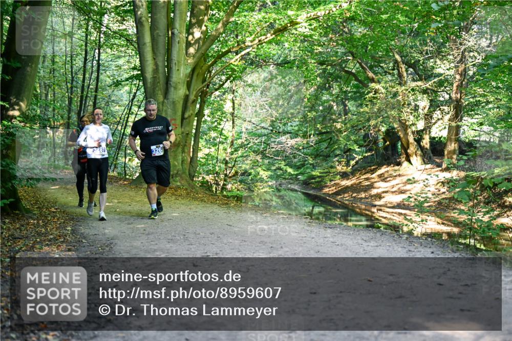28.09.2025 - 33. Volkslauf durch das schöne Alstertal Dr. Thomas Lammeyer http://msf.ph/oto/8959607 28.09.2025 10:54:54 Laufen 3267 meine-sportfotos.de