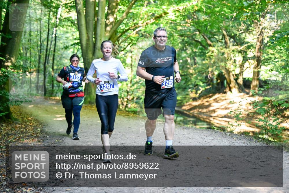 28.09.2025 - 33. Volkslauf durch das schöne Alstertal Dr. Thomas Lammeyer http://msf.ph/oto/8959622 28.09.2025 10:54:57 Laufen 3153, 3267, 3268 meine-sportfotos.de