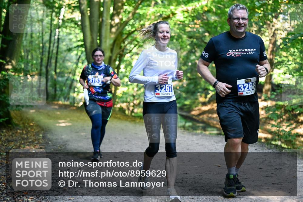 28.09.2025 - 33. Volkslauf durch das schöne Alstertal Dr. Thomas Lammeyer http://msf.ph/oto/8959629 28.09.2025 10:54:58 Laufen 3153, 3267, 2023, 3268 meine-sportfotos.de