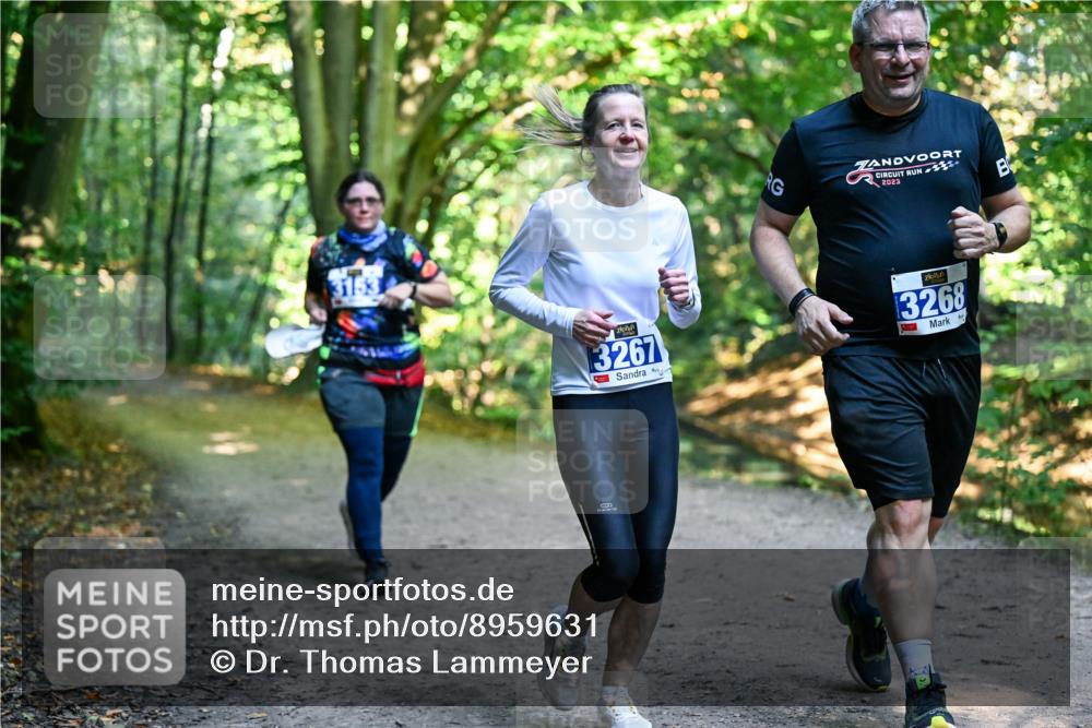 28.09.2025 - 33. Volkslauf durch das schöne Alstertal Dr. Thomas Lammeyer http://msf.ph/oto/8959631 28.09.2025 10:54:58 Laufen 3153, 3267, 2023, 3268 meine-sportfotos.de
