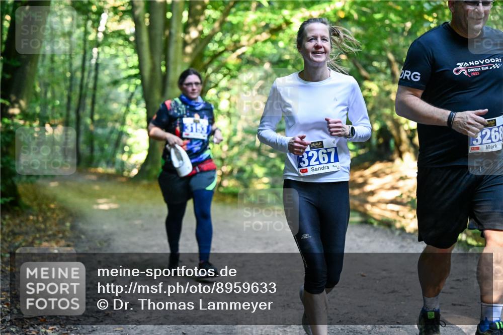 28.09.2025 - 33. Volkslauf durch das schöne Alstertal Dr. Thomas Lammeyer http://msf.ph/oto/8959633 28.09.2025 10:54:58 Laufen 3267, 2023, 3268 meine-sportfotos.de