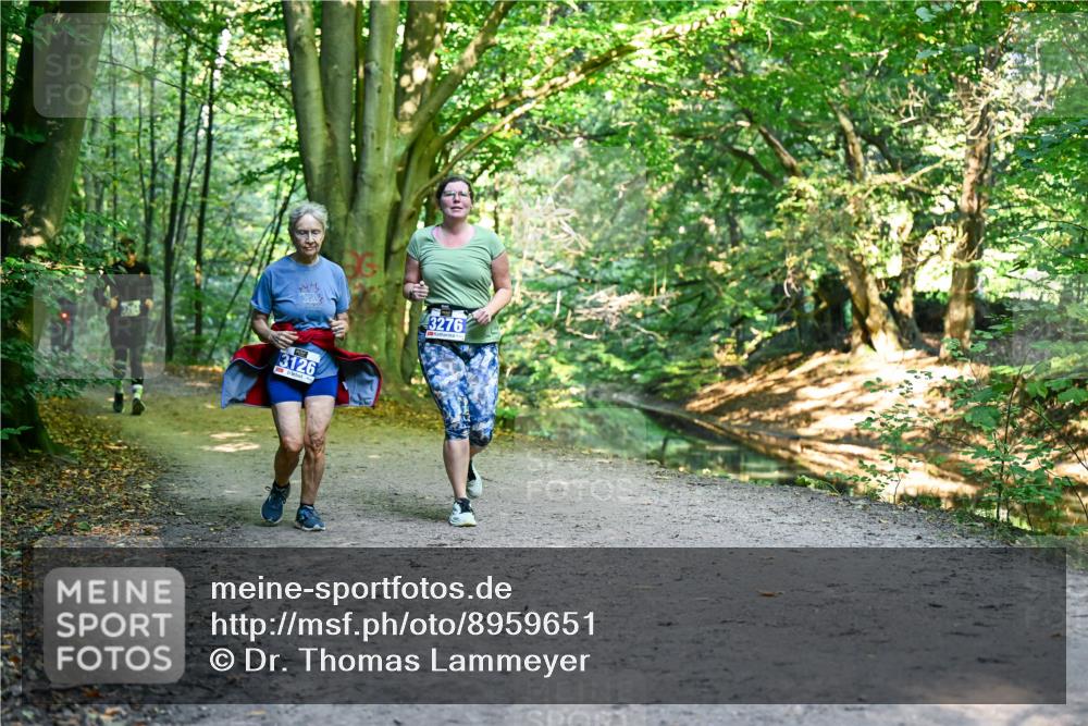 28.09.2025 - 33. Volkslauf durch das schöne Alstertal Dr. Thomas Lammeyer http://msf.ph/oto/8959651 28.09.2025 10:55:17 Laufen 3276, 3126 meine-sportfotos.de