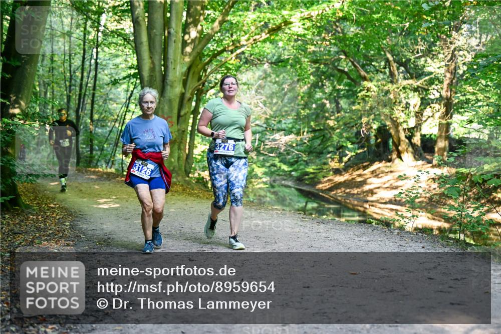 28.09.2025 - 33. Volkslauf durch das schöne Alstertal Dr. Thomas Lammeyer http://msf.ph/oto/8959654 28.09.2025 10:55:17 Laufen 3276, 3126 meine-sportfotos.de