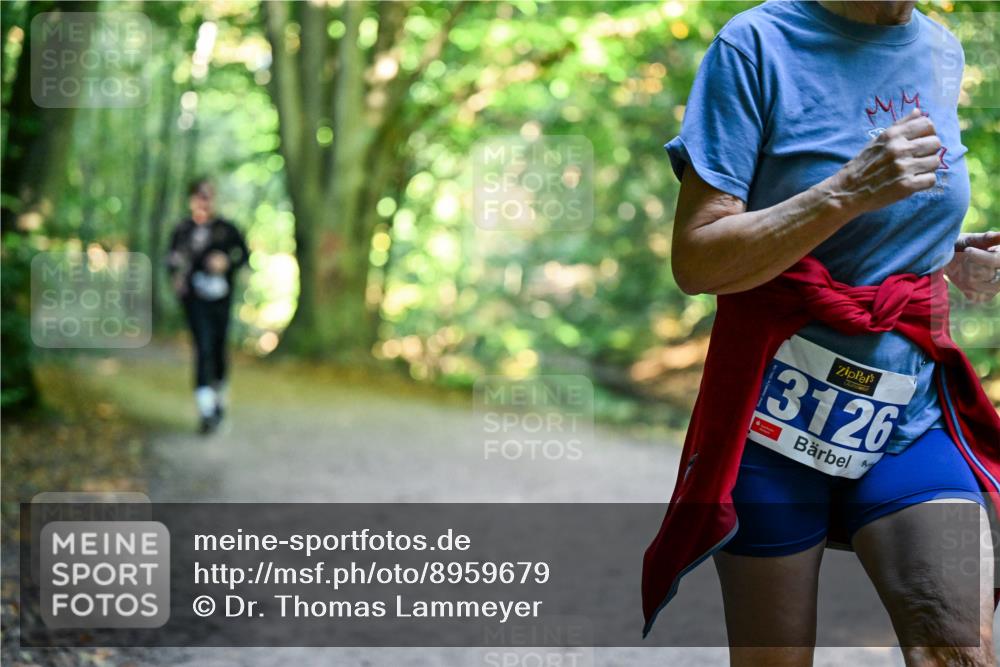 28.09.2025 - 33. Volkslauf durch das schöne Alstertal Dr. Thomas Lammeyer http://msf.ph/oto/8959679 28.09.2025 10:55:20 Laufen 3126 meine-sportfotos.de