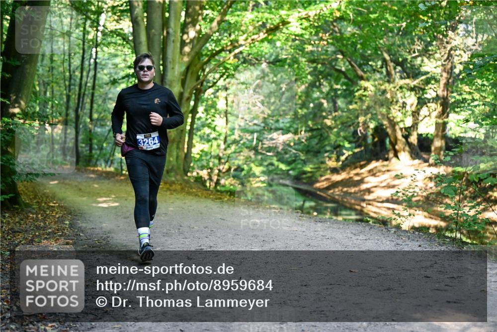 28.09.2025 - 33. Volkslauf durch das schöne Alstertal Dr. Thomas Lammeyer http://msf.ph/oto/8959684 28.09.2025 10:55:22 Laufen 3264 meine-sportfotos.de