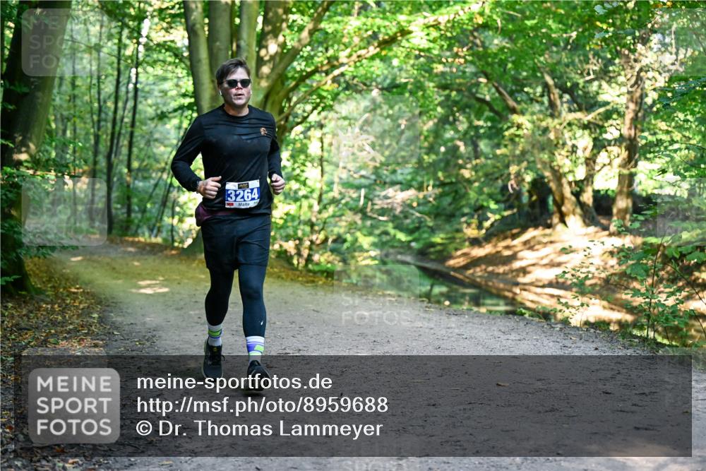 28.09.2025 - 33. Volkslauf durch das schöne Alstertal Dr. Thomas Lammeyer http://msf.ph/oto/8959688 28.09.2025 10:55:23 Laufen 3264 meine-sportfotos.de