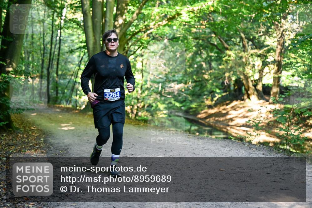 28.09.2025 - 33. Volkslauf durch das schöne Alstertal Dr. Thomas Lammeyer http://msf.ph/oto/8959689 28.09.2025 10:55:23 Laufen 3264 meine-sportfotos.de