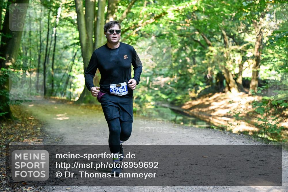 28.09.2025 - 33. Volkslauf durch das schöne Alstertal Dr. Thomas Lammeyer http://msf.ph/oto/8959692 28.09.2025 10:55:23 Laufen 3264 meine-sportfotos.de
