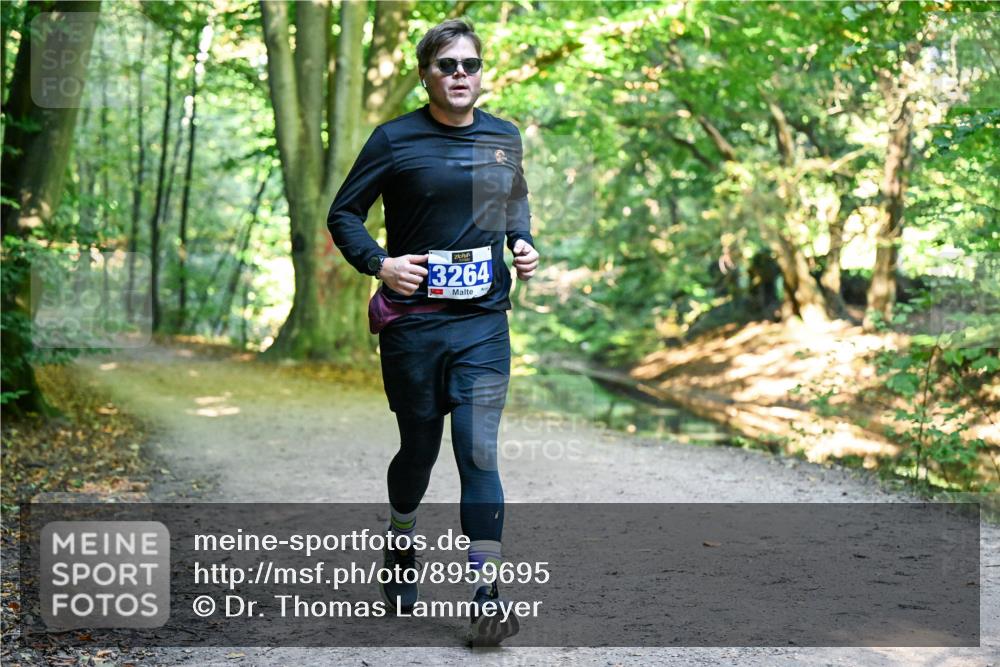 28.09.2025 - 33. Volkslauf durch das schöne Alstertal Dr. Thomas Lammeyer http://msf.ph/oto/8959695 28.09.2025 10:55:24 Laufen 3264 meine-sportfotos.de