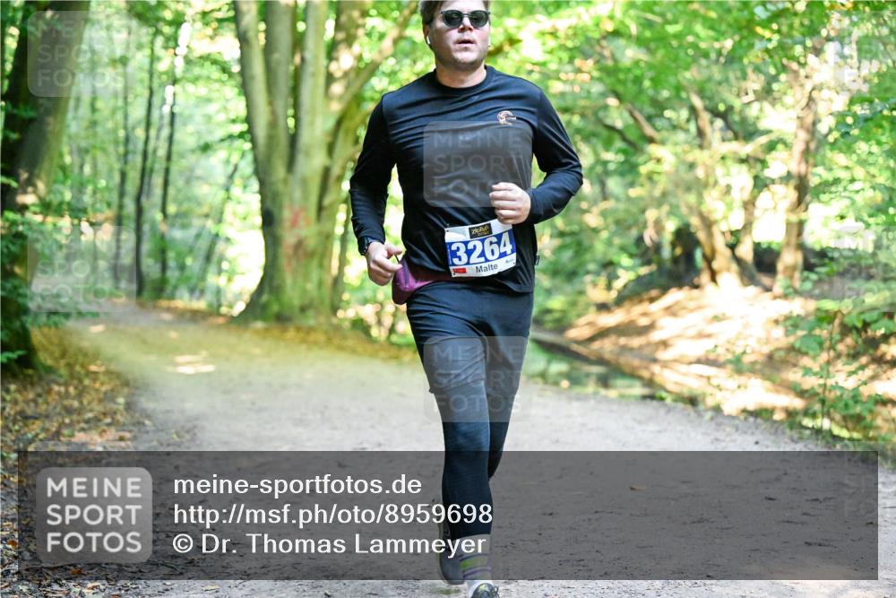 28.09.2025 - 33. Volkslauf durch das schöne Alstertal Dr. Thomas Lammeyer http://msf.ph/oto/8959698 28.09.2025 10:55:24 Laufen 3264 meine-sportfotos.de
