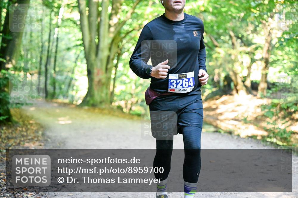 28.09.2025 - 33. Volkslauf durch das schöne Alstertal Dr. Thomas Lammeyer http://msf.ph/oto/8959700 28.09.2025 10:55:24 Laufen 3264 meine-sportfotos.de