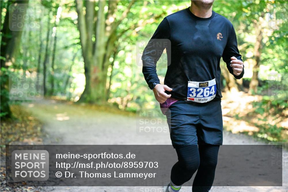 28.09.2025 - 33. Volkslauf durch das schöne Alstertal Dr. Thomas Lammeyer http://msf.ph/oto/8959703 28.09.2025 10:55:25 Laufen 3264 meine-sportfotos.de