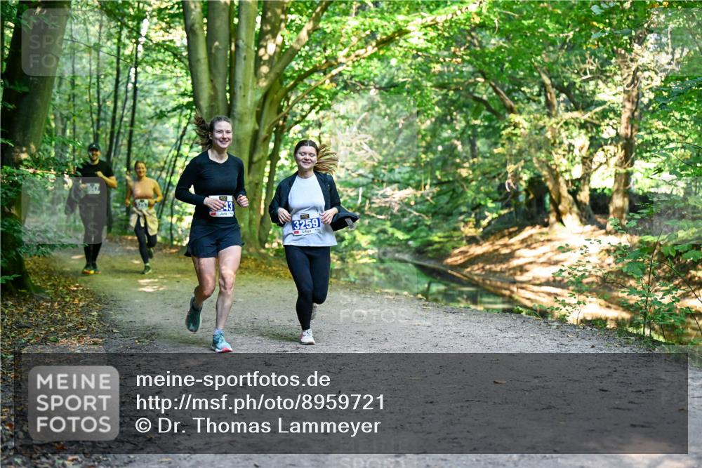 28.09.2025 - 33. Volkslauf durch das schöne Alstertal Dr. Thomas Lammeyer http://msf.ph/oto/8959721 28.09.2025 10:55:37 Laufen 3259 meine-sportfotos.de