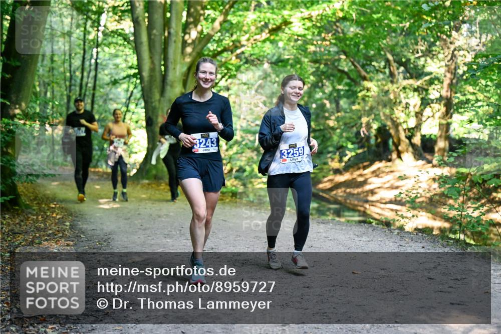 28.09.2025 - 33. Volkslauf durch das schöne Alstertal Dr. Thomas Lammeyer http://msf.ph/oto/8959727 28.09.2025 10:55:38 Laufen 3243, 13259 meine-sportfotos.de