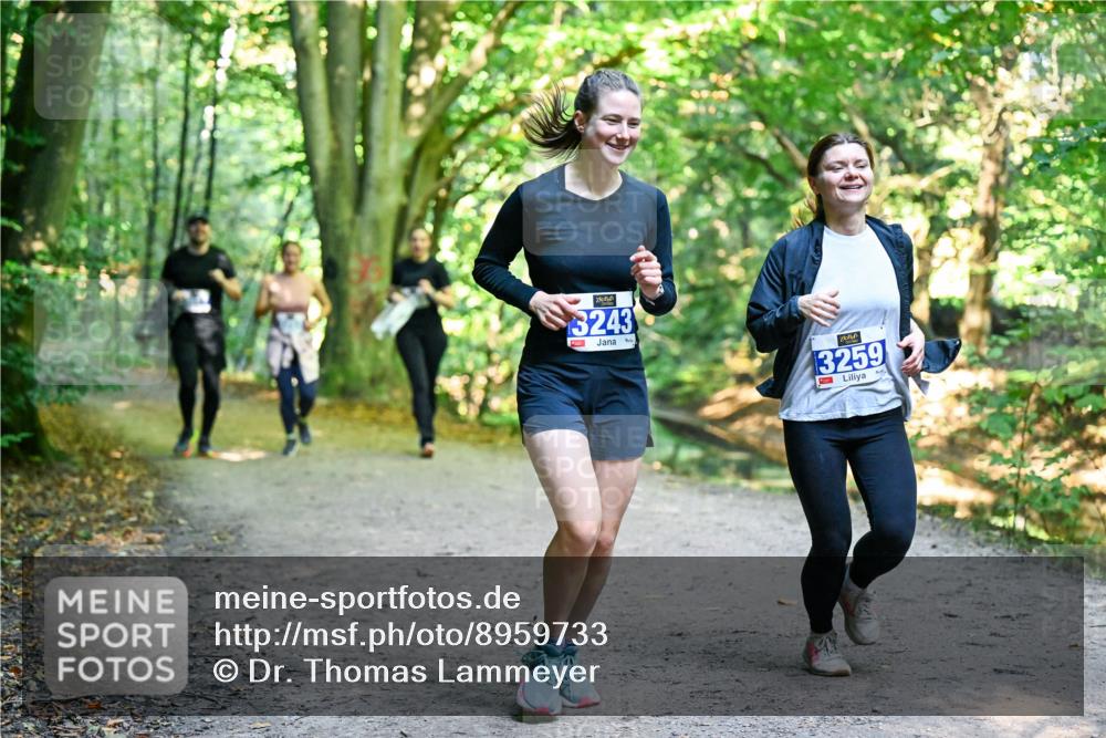 28.09.2025 - 33. Volkslauf durch das schöne Alstertal Dr. Thomas Lammeyer http://msf.ph/oto/8959733 28.09.2025 10:55:39 Laufen 3243, 13259 meine-sportfotos.de
