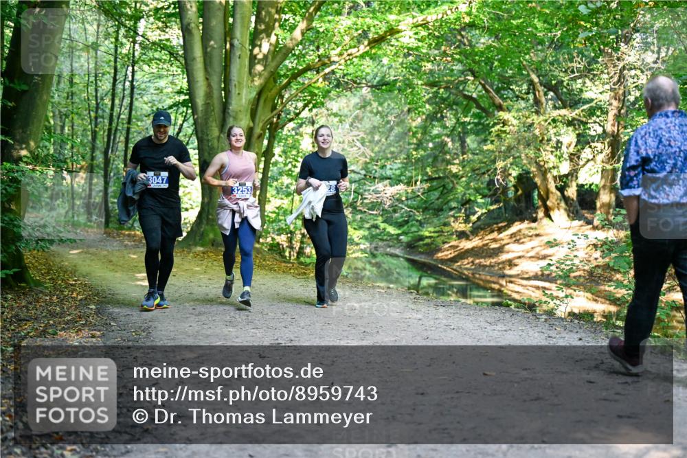 28.09.2025 - 33. Volkslauf durch das schöne Alstertal Dr. Thomas Lammeyer http://msf.ph/oto/8959743 28.09.2025 10:55:41 Laufen 3047, 3253 meine-sportfotos.de