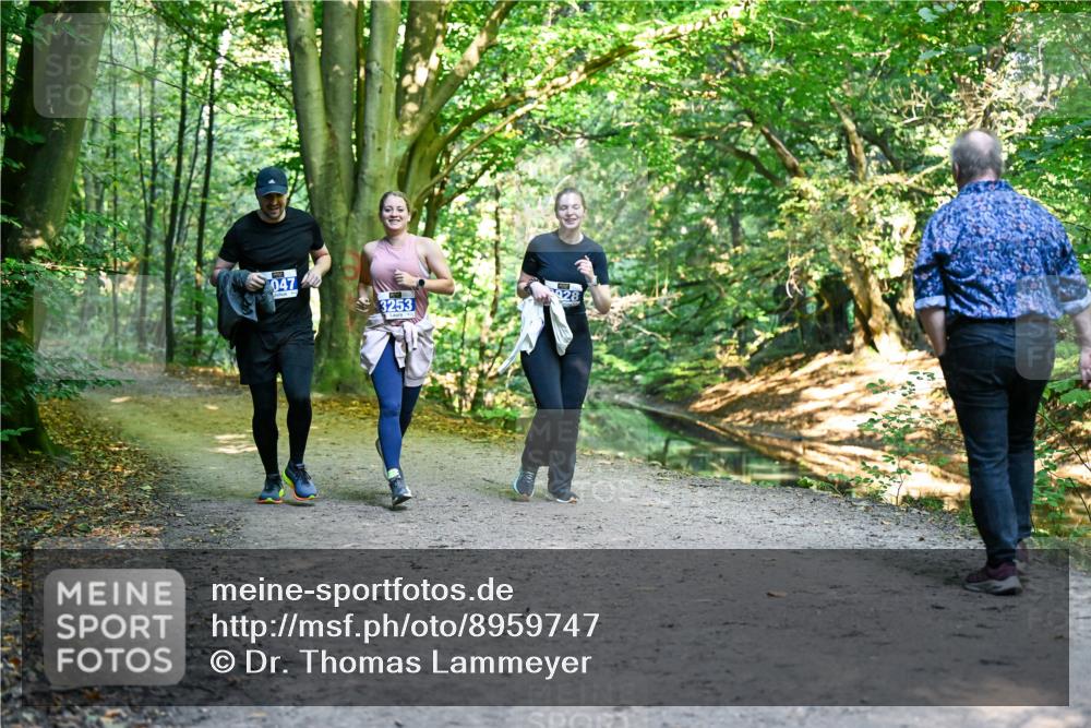 28.09.2025 - 33. Volkslauf durch das schöne Alstertal Dr. Thomas Lammeyer http://msf.ph/oto/8959747 28.09.2025 10:55:41 Laufen 047, 3253, 28 meine-sportfotos.de