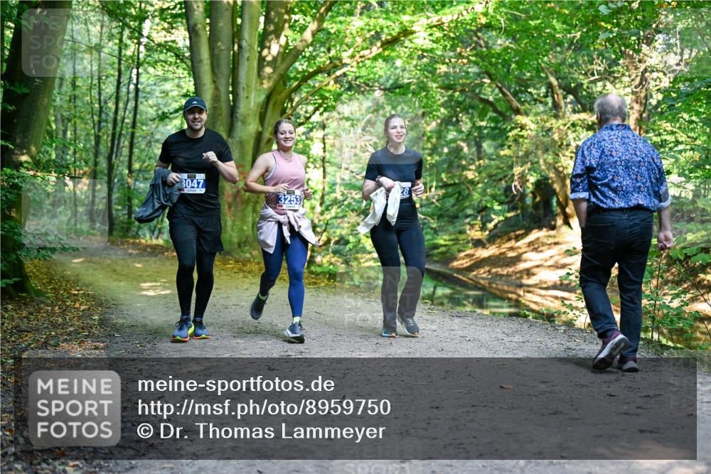 28.09.2025 - 33. Volkslauf durch das schöne Alstertal Dr. Thomas Lammeyer http://msf.ph/oto/8959750 28.09.2025 10:55:41 Laufen 3047, 3253 meine-sportfotos.de