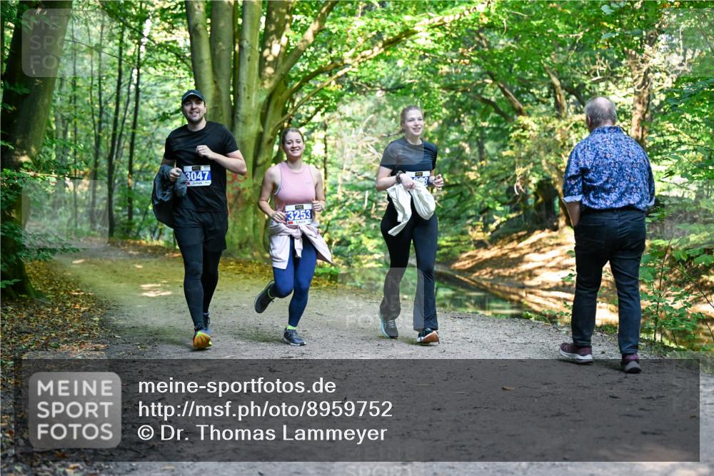 28.09.2025 - 33. Volkslauf durch das schöne Alstertal Dr. Thomas Lammeyer http://msf.ph/oto/8959752 28.09.2025 10:55:42 Laufen 3047, 3253 meine-sportfotos.de