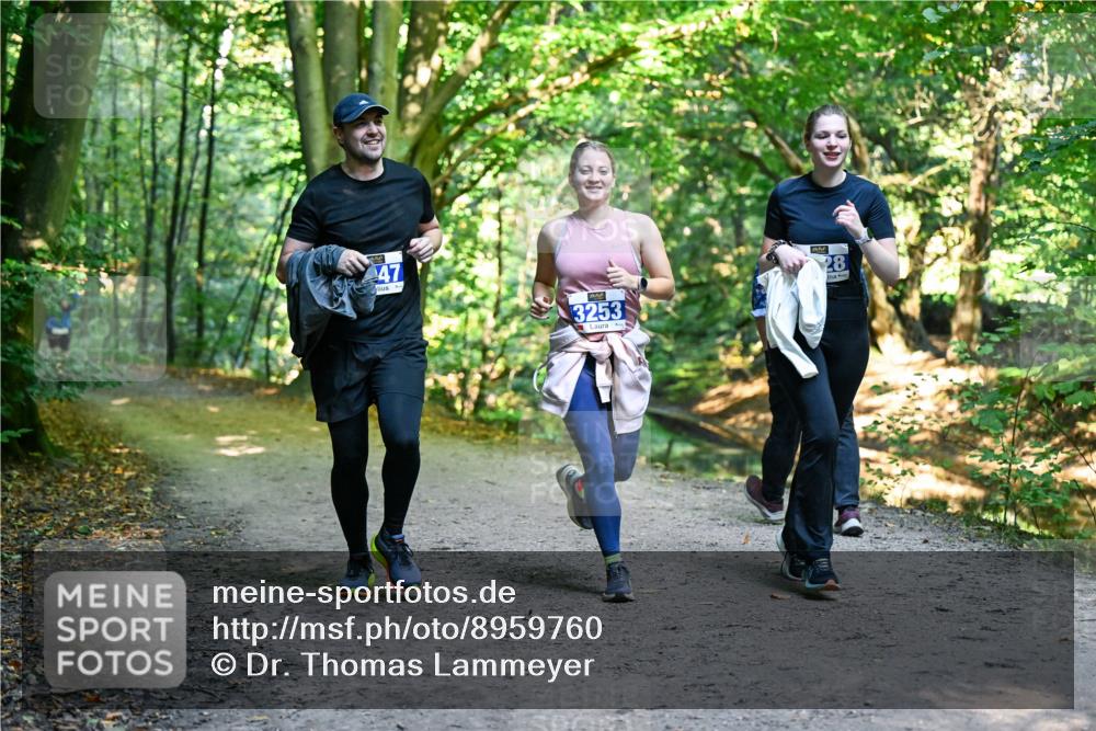 28.09.2025 - 33. Volkslauf durch das schöne Alstertal Dr. Thomas Lammeyer http://msf.ph/oto/8959760 28.09.2025 10:55:43 Laufen 47, 3253, 28 meine-sportfotos.de