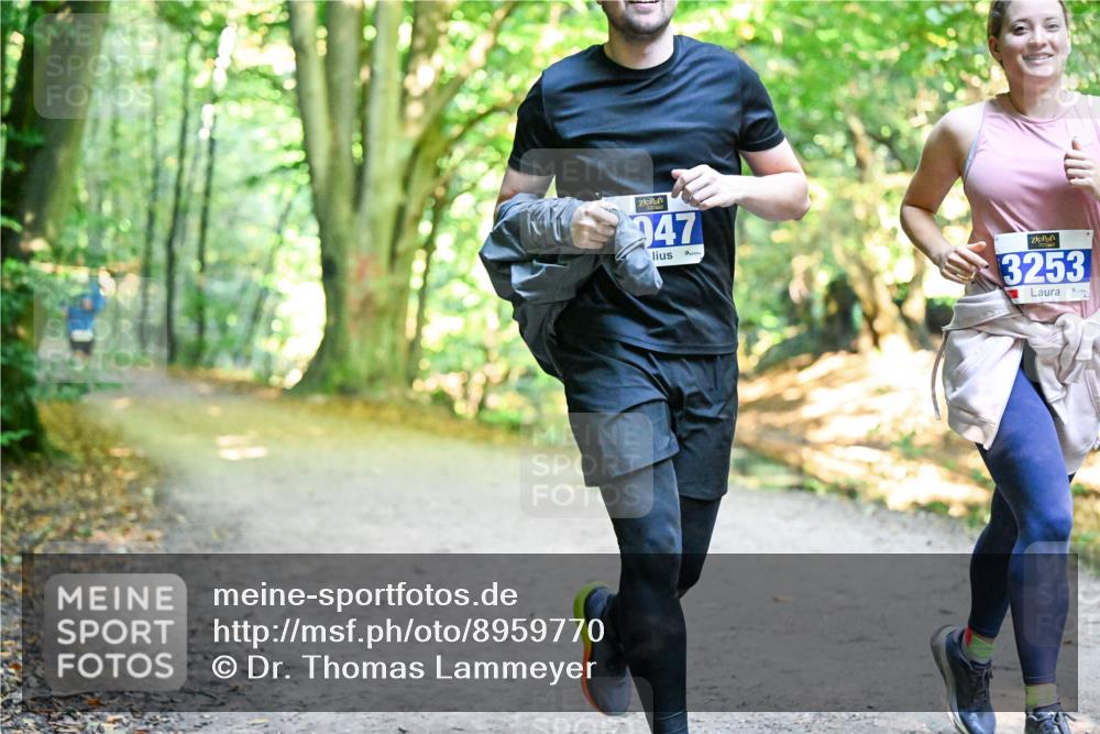 28.09.2025 - 33. Volkslauf durch das schöne Alstertal Dr. Thomas Lammeyer http://msf.ph/oto/8959770 28.09.2025 10:55:44 Laufen 947, 3253 meine-sportfotos.de